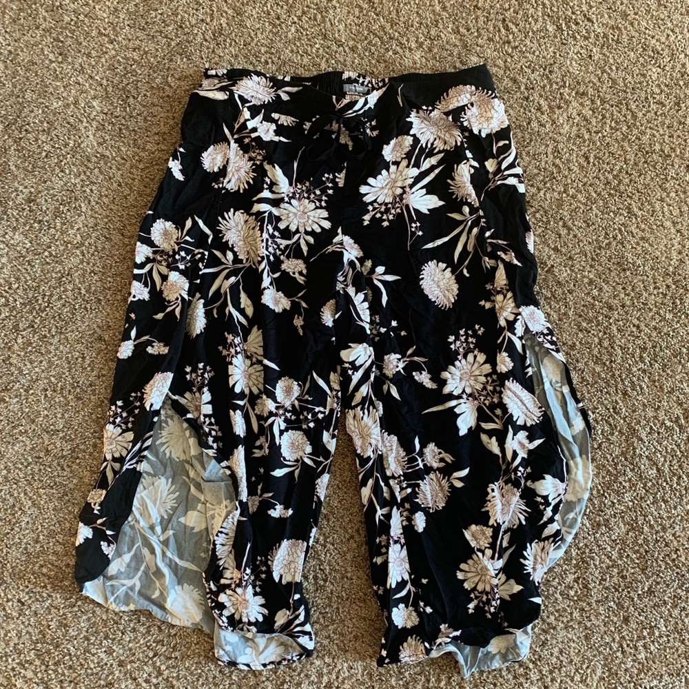 Maurices split leg pant